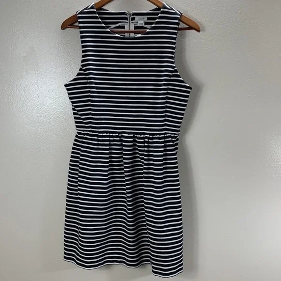 J.Crew Woman’s Black And White Striped Daybreak Sleeveless Ponte Dress Size M - Picture 2 of 10